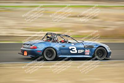 media/Jan-26-2025-CalClub SCCA (Sun) [[cfcea7df88]]/Group 5/Race/